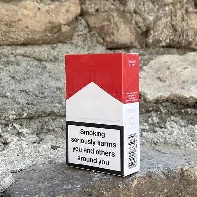 Marlboro red